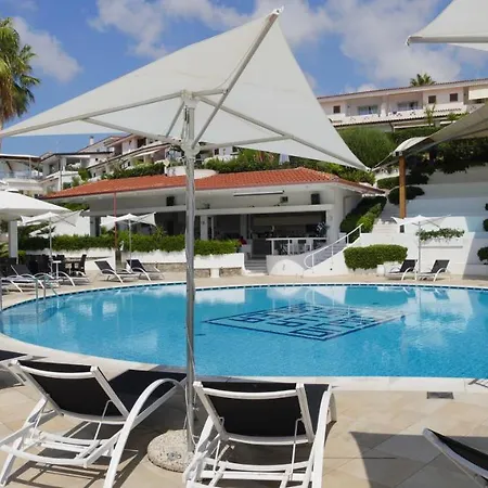 Village Scoglio Della Galea Hotel 4*