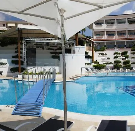 Village Scoglio Della Galea