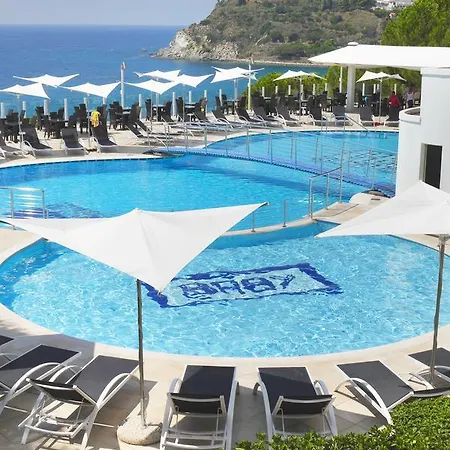 Village Scoglio Della Galea Hotel 4*